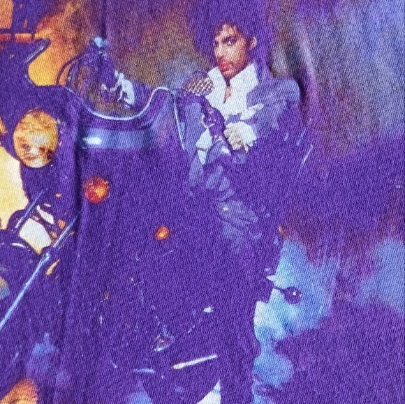 PRINCE AND THE REVOLUTION PURPLE RAIN T-SHIRT SIZE M - Picture 6 of 10
